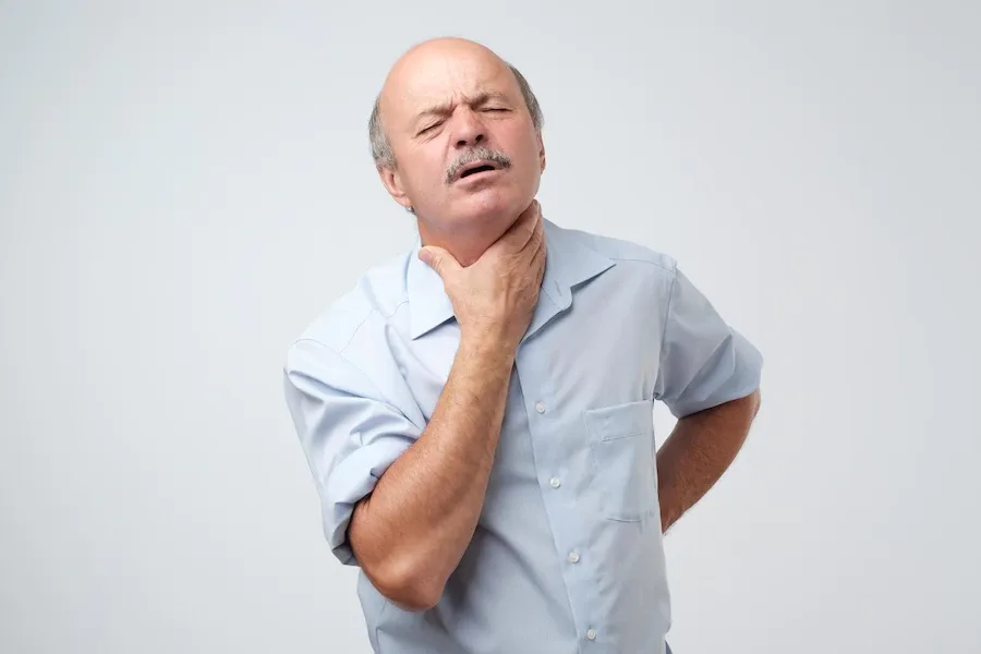 Powiększenie migdałka z powodu bólu zęba